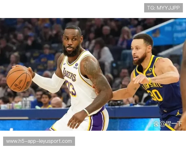 NBA东部排名竞争激烈，多支球队呈现上升势头