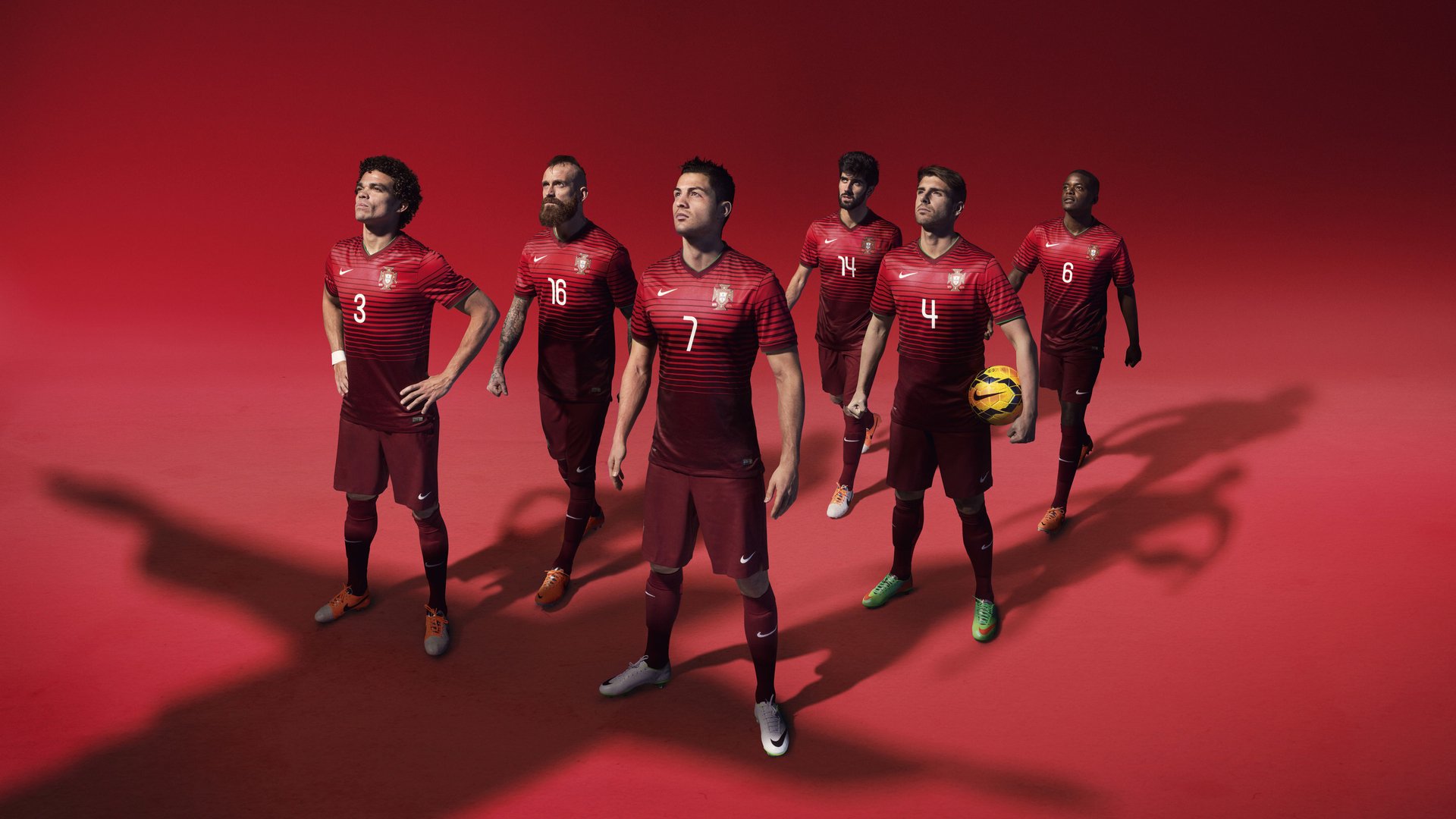 《堡垒之夜》未来都市官方赛季,创意与激战同在!